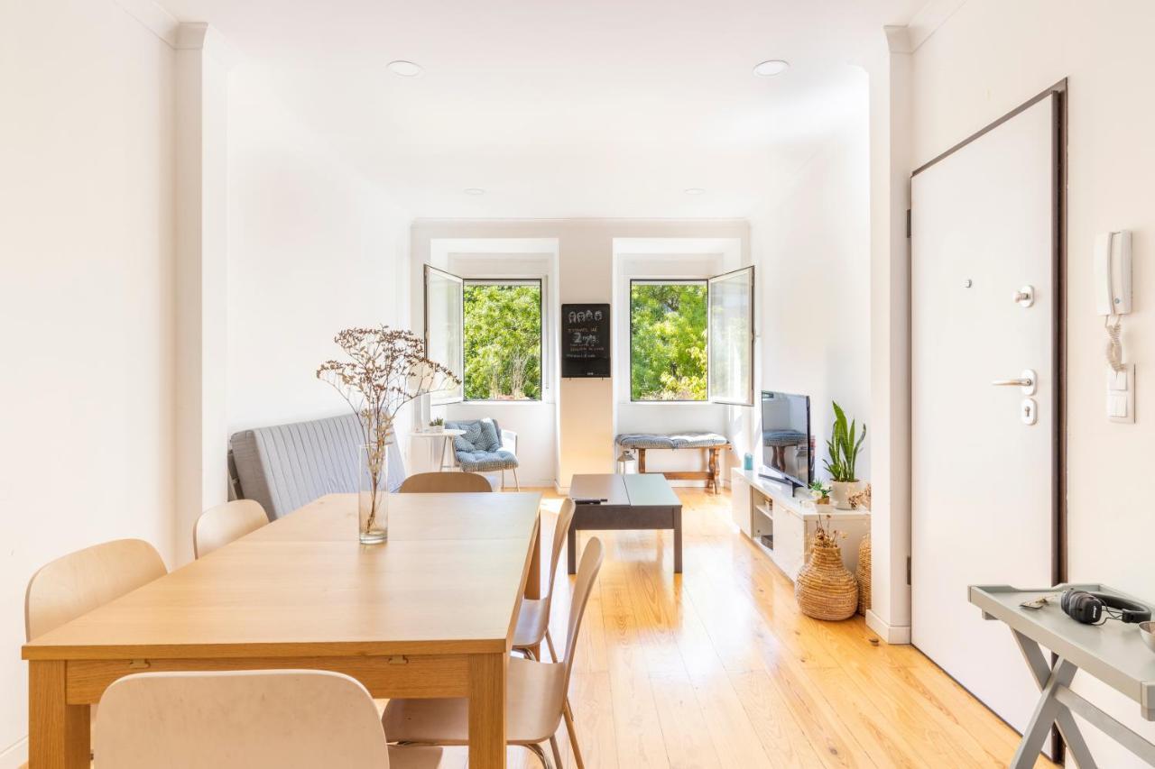 Comfy 3 Bedroom Apartment Campo De Ourique Lisbon Exterior photo